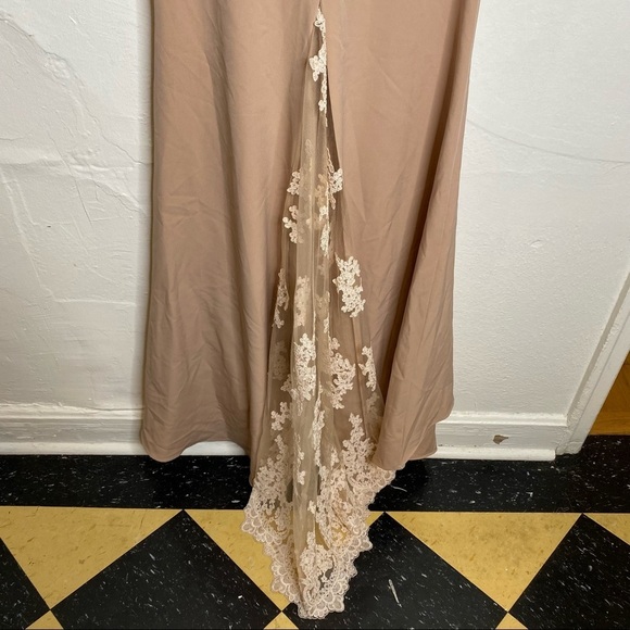 NWT Isadora Lace Gown by Jadore -Latte Size 10‎ - Picture 7 of 12